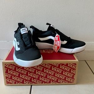 Brand New Vans Ultrarange EXO Women’s Sneaker
